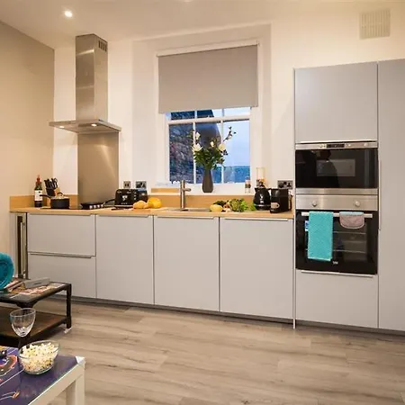 Biskey Nest Bowness-on-Windermere